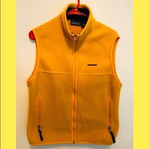 Patagonia Yellow Fleece Vest Small Unisex 🏔